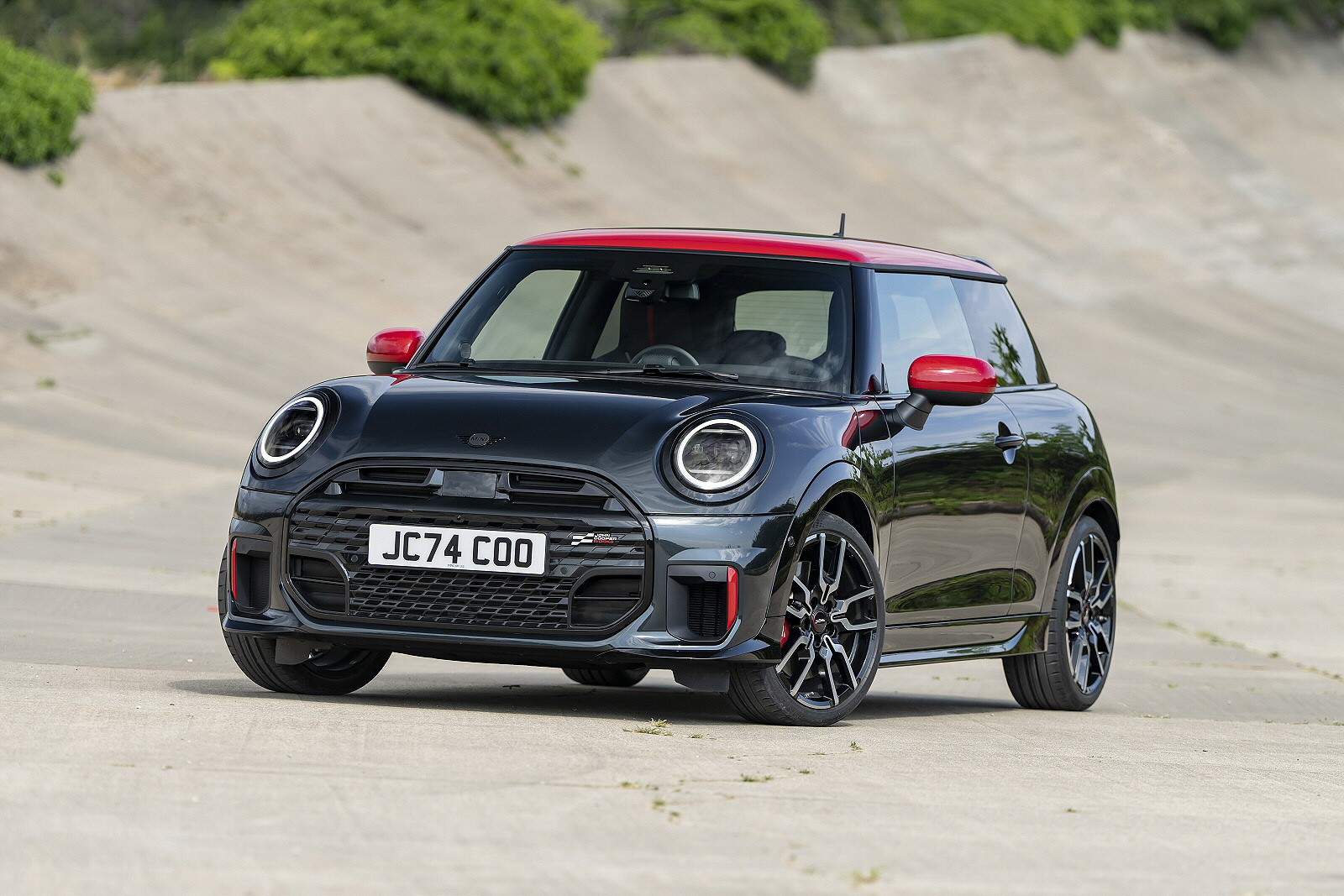 New MINI John Cooper Works [F66] + Review - Image 1